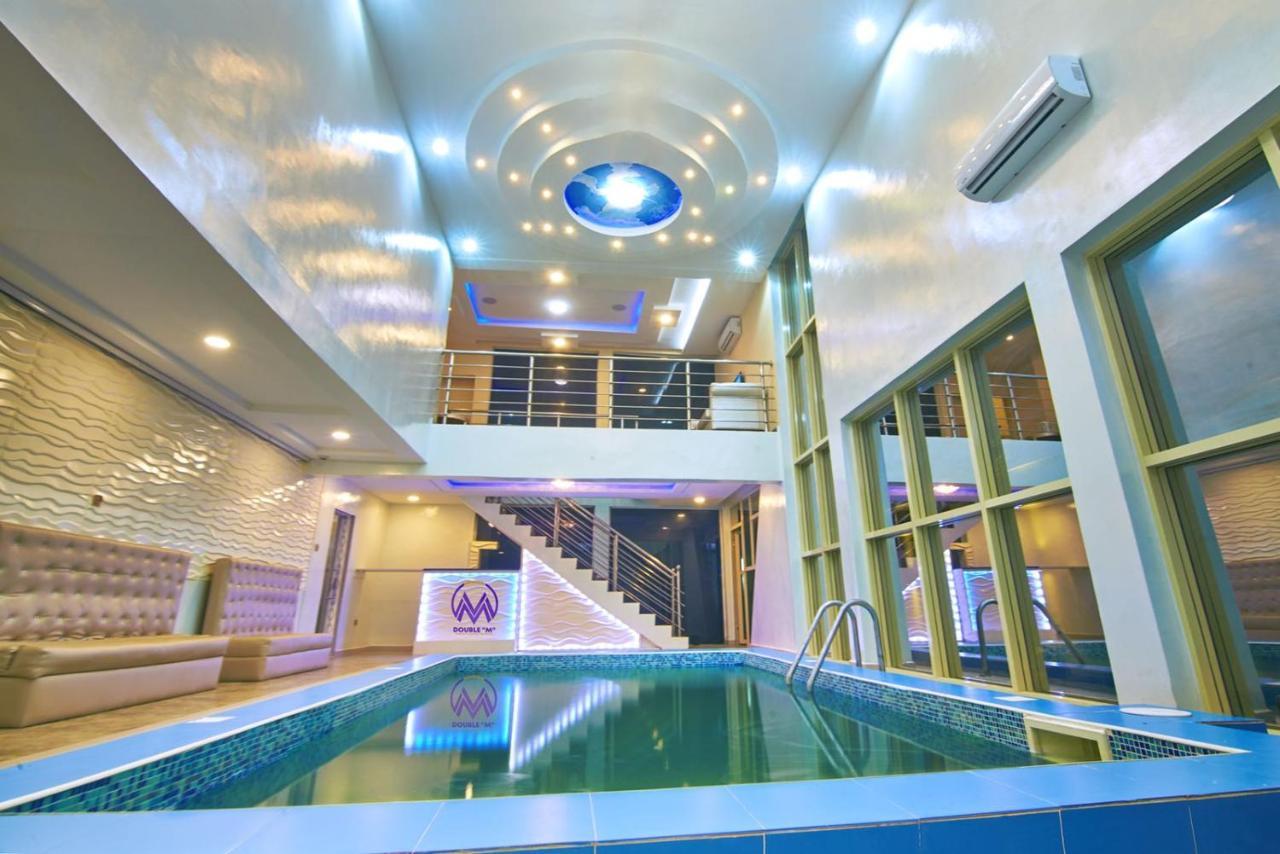 Double M Exquisite Suites And Lounge Lekki Ogombo Esterno foto